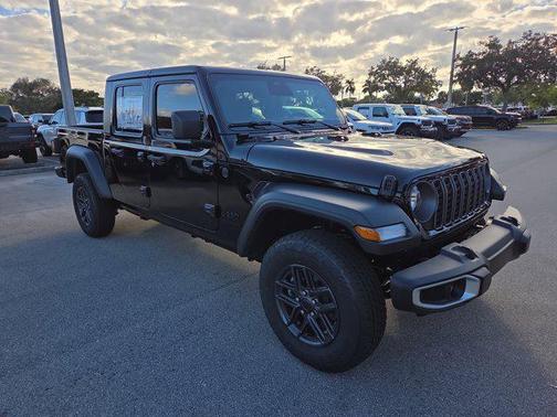 2026 Jeep Gladiator Sport S
