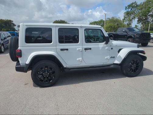 Bright White Clearcoat 2025 Jeep Wrangler 4xe Sahara