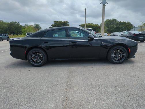 Diamond Black Crystal Pearlcoat 2026 Dodge Charger Scat Pack
