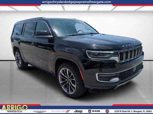 Diamond Black Crystal Pearlcoat 2023 Jeep Wagoneer Series III 4x4