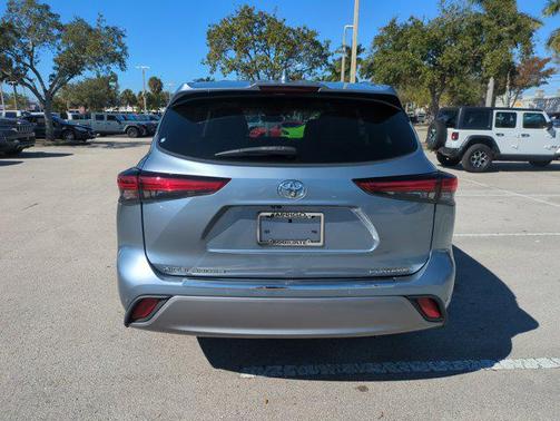 2021 Honda Pilot Touring 8-Passenger