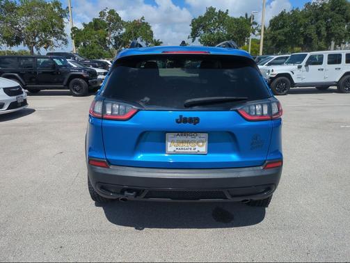 Hydro Blue Pearlcoat 2022 Jeep Cherokee X 4x4
