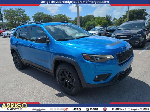 Hydro Blue Pearlcoat 2022 Jeep Cherokee X 4x4