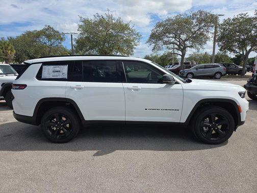 2025 Jeep Grand Cherokee L Altitude