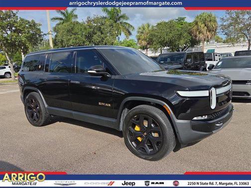 2023 Rivian R1S Adventure