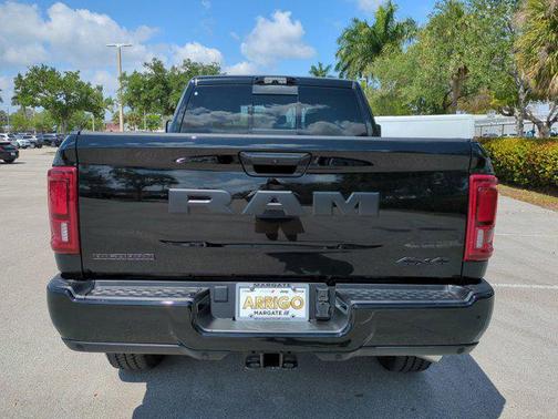 2025 RAM 2500 Big Horn Crew Cab 4x4 6'4' Box