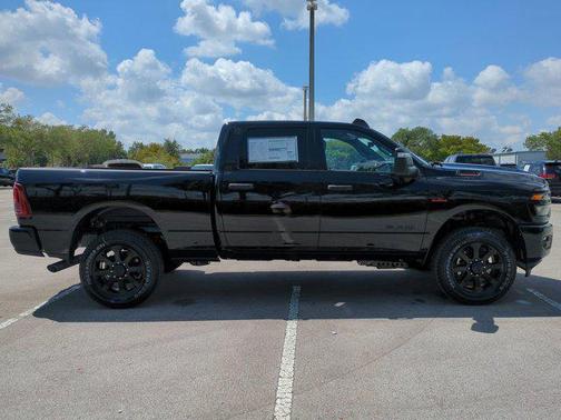 2025 RAM 2500 Big Horn Crew Cab 4x4 6'4' Box