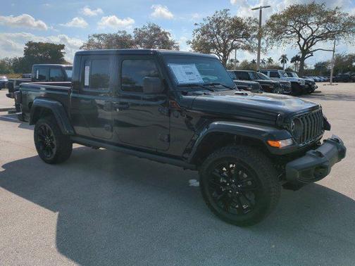 2025 Jeep Gladiator Nighthawk