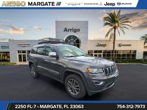 Granite Crystal Metallic Clearcoat 2017 Jeep Grand Cherokee Limited