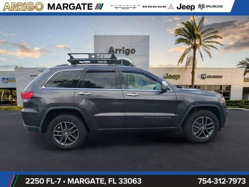 Granite Crystal Metallic Clearcoat 2017 Jeep Grand Cherokee Limited