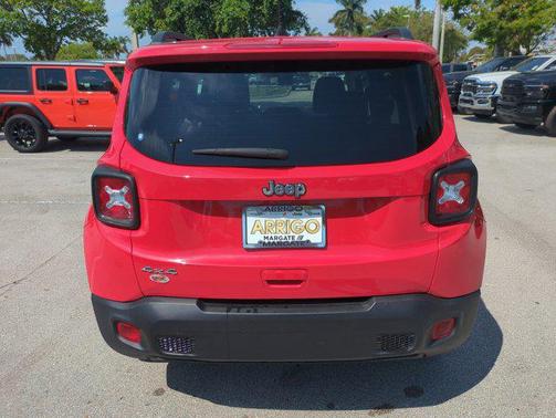 Colorado Red Clearcoat 2023 Jeep Renegade Latitude