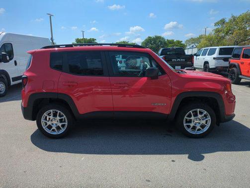 Colorado Red Clearcoat 2023 Jeep Renegade Latitude