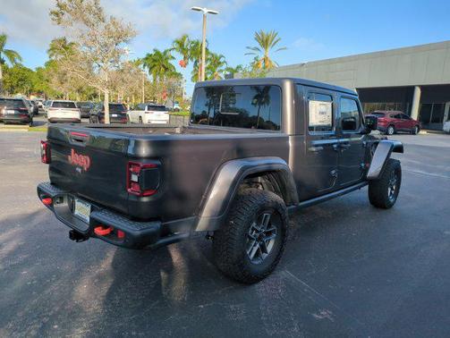2025 Jeep Gladiator Mojave X
