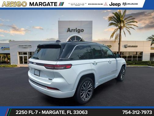 Bright White Clearcoat 2026 Jeep Grand Cherokee Summit