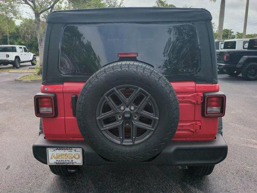 2025 Jeep Wrangler Sport S