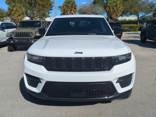 2025 Jeep Grand Cherokee Altitude