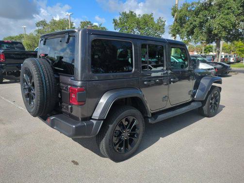 Granite Crystal Metallic Clearcoat 2025 Jeep Wrangler 4xe Sahara