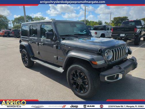Granite Crystal Metallic Clearcoat 2025 Jeep Wrangler 4xe Sahara