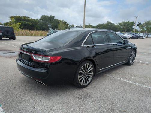 Black 2017 Lincoln Continental Reserve