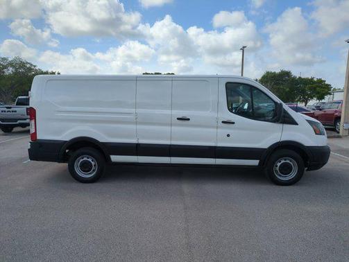 Oxford White 2017 Ford Transit-150 Base