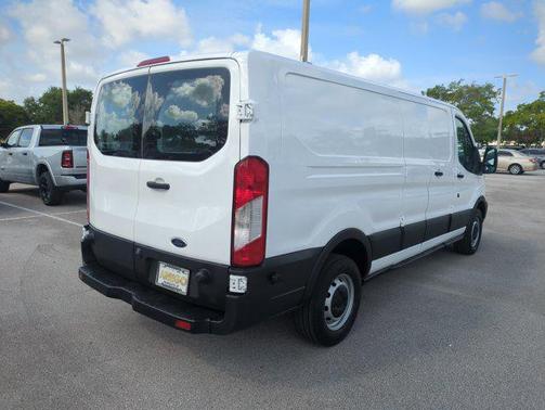 Oxford White 2017 Ford Transit-150 Base