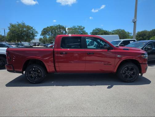 Molten Red Pearlcoat 2026 RAM 1500 Big Horn/Lone Star