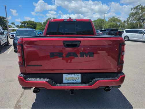Molten Red Pearlcoat 2026 RAM 1500 Big Horn/Lone Star