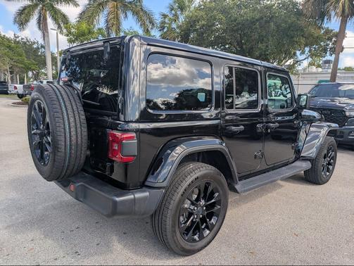 Black Clearcoat 2025 Jeep Wrangler 4xe Sahara