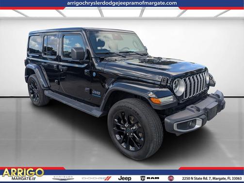 Black Clearcoat 2025 Jeep Wrangler 4xe Sahara