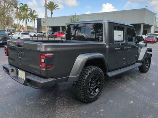 2025 Jeep Gladiator High Tide