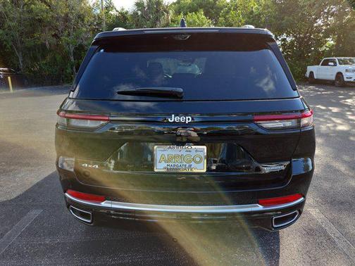 2025 Jeep Grand Cherokee Summit