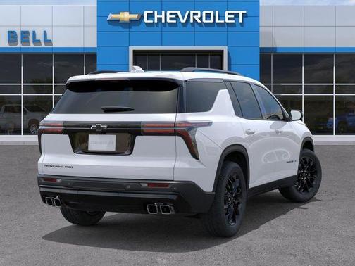 Summit White 2026 Chevrolet Traverse LT