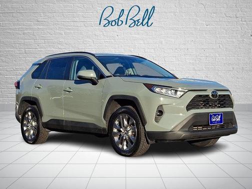 2020 Toyota RAV4 XLE Premium