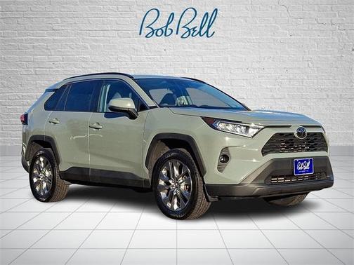 2020 Toyota RAV4 XLE Premium