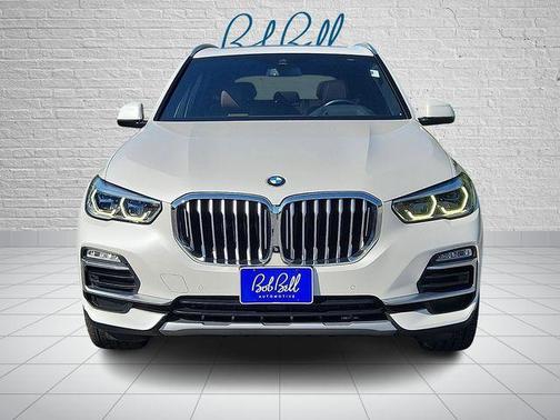 Mineral White Metallic 2019 BMW X5 xDrive40i