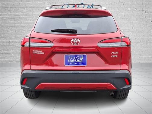 2024 Toyota Corolla Cross XLE