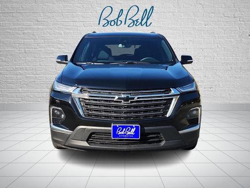 Mosaic Black Metallic 2023 Chevrolet Traverse LT Cloth