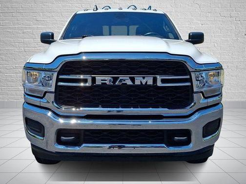 Bright White Clearcoat 2022 RAM 2500 Tradesman