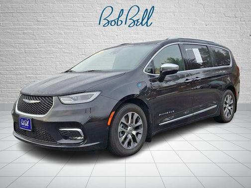 2023 Chrysler Pacifica Hybrid Pinnacle