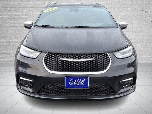 2023 Chrysler Pacifica Hybrid Pinnacle