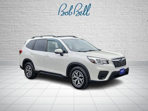 Crystal White Pearl 2019 Subaru Forester Premium