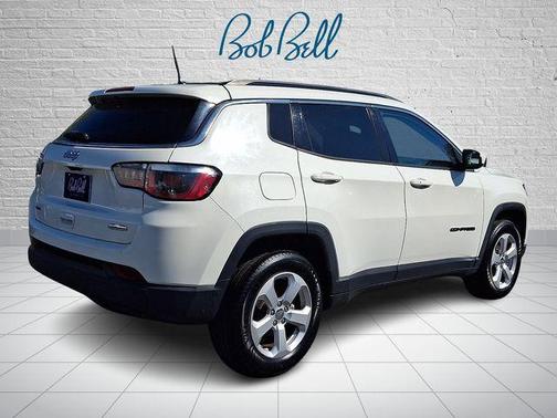 White Clearcoat 2018 Jeep Compass Latitude