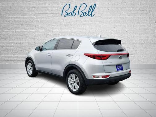 Sparkling Silver 2018 Kia Sportage LX