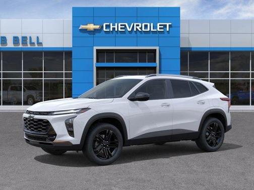 Summit White 2026 Chevrolet Trax ACTIV