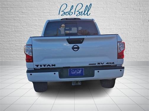 2018 Nissan Titan SV