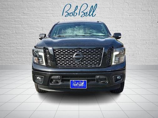 2019 Nissan Titan SV