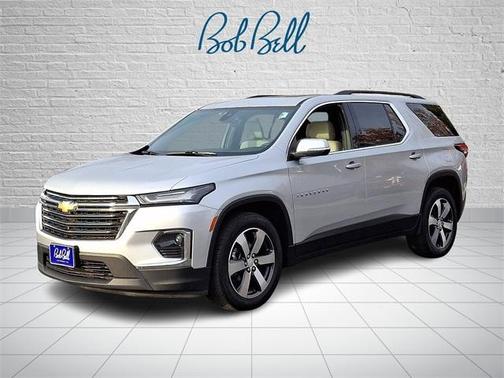 2022 Chevrolet Traverse LT Leather