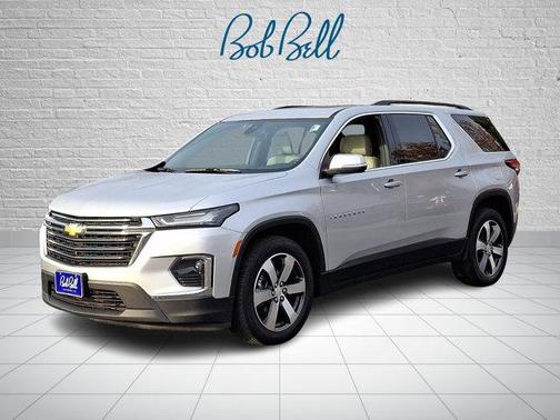 2022 Chevrolet Traverse LT Leather