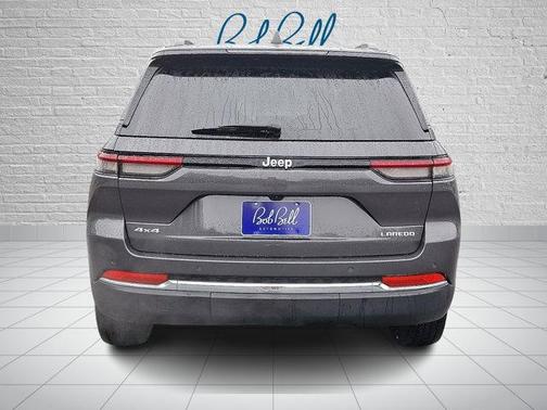 2024 Jeep Grand Cherokee Laredo