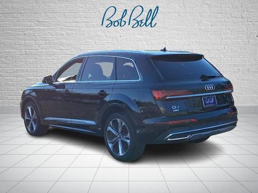 2023 Audi Q7 55 Premium Plus